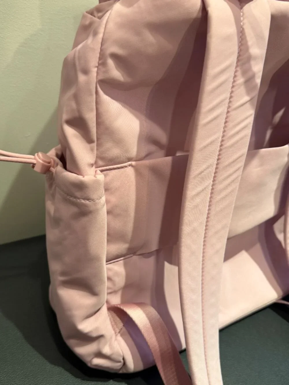 NWT Away Featherlight Cargo Backpack in Glacier Pink